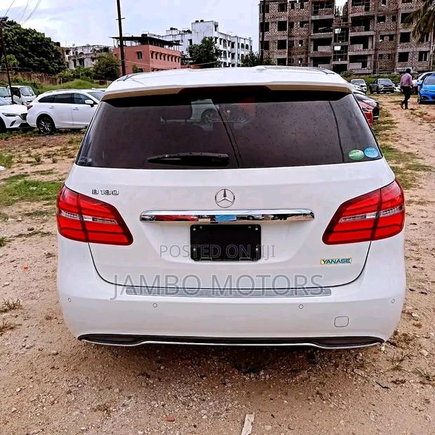 2017 Mercedes-Benz B-Class Base B 250e, White - Luxury Electric Vehicle