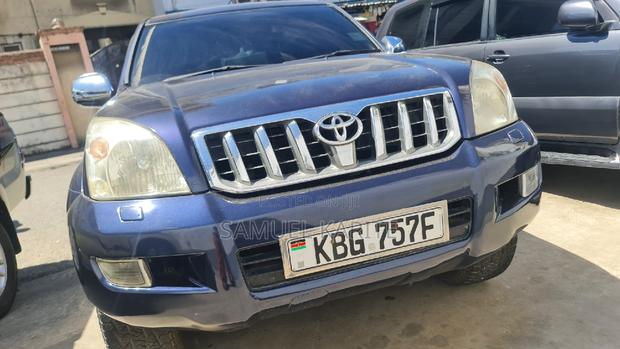 Blue Toyota Land Cruiser Prado 3.0 D-4D 5-door (2005) - Used