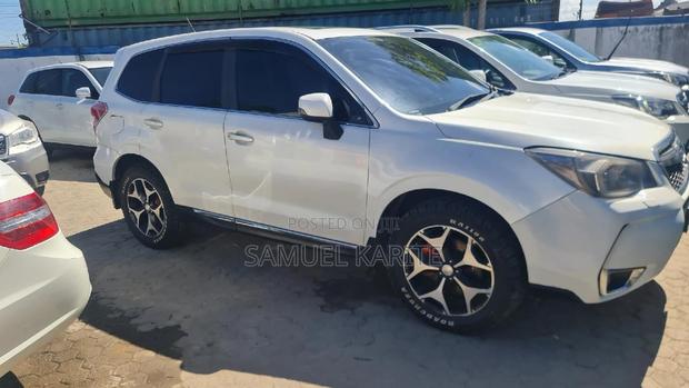 Subaru Forester 2015 White: Quality, Comfort, and Off-Road Capability