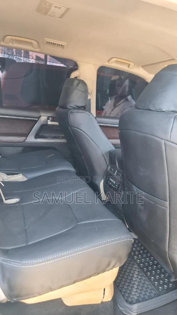 2010 Toyota Land Cruiser in White - Superb Condition