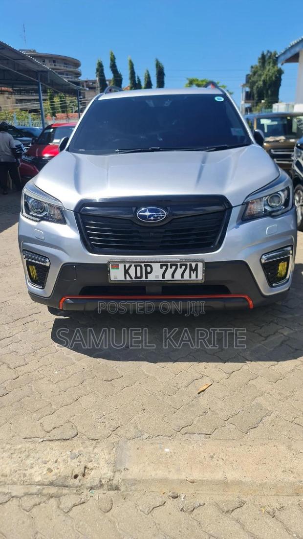 2018 Subaru Forester Silver - Perfect for Adventures