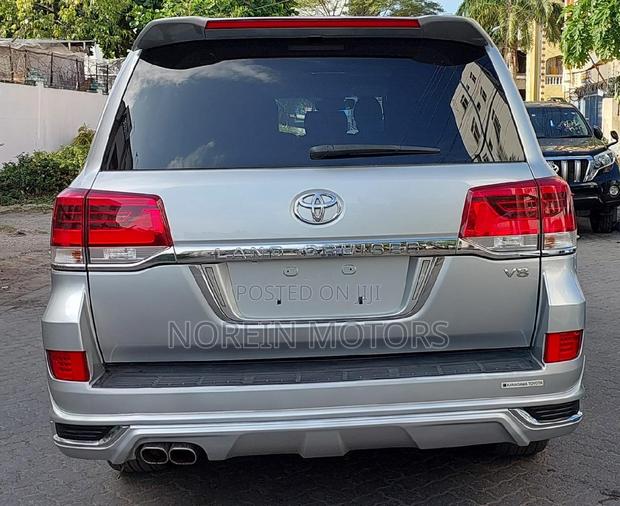 2018 Toyota Land Cruiser - Silvertop Edition Available Now