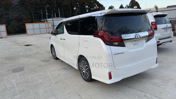 Used Toyota Alphard 2017 White for Sale