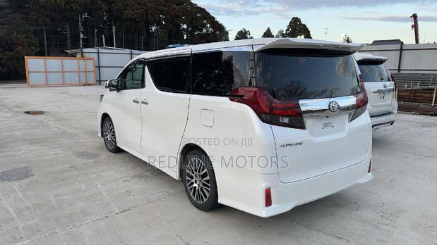 Used Toyota Alphard 2017 White for Sale