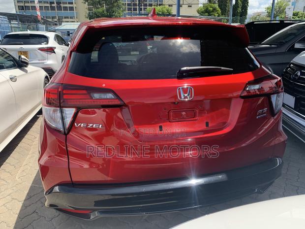 Honda Vezel 1.5 Hybrid 2WD 2017: Red - Affordable and efficient hybrid crossover