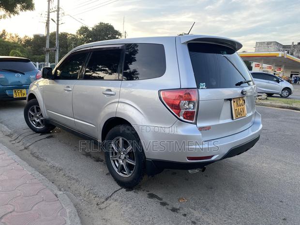 2010 Subaru Forester 2.5X Automatic Silver for Sale