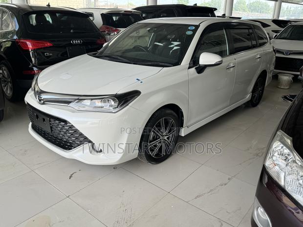 White 2017 Toyota Corolla Fielder - Immaculate Interior