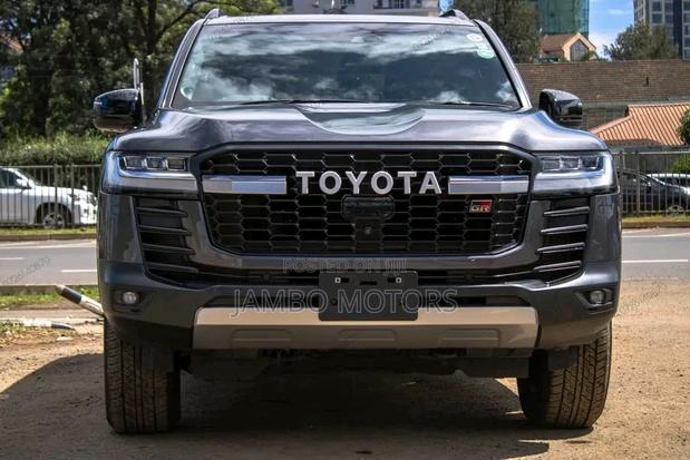 2021 Toyota Land Cruiser 3.3 Diesel 4WD - Gray