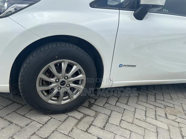 Nissan Note 2017 White