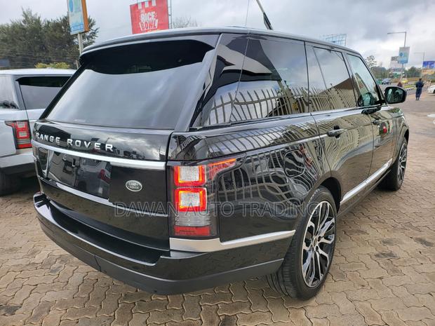 Land Rover Range Rover Vogue 2016 Black