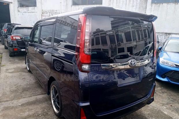 Blue 7-Seater 2017 Toyota Noah 2.0 FWD - Premium Family Minivan