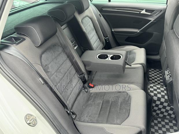 2017 Volkswagen Golf TSI SEL 4-Door FWD - Premium White Hatchback