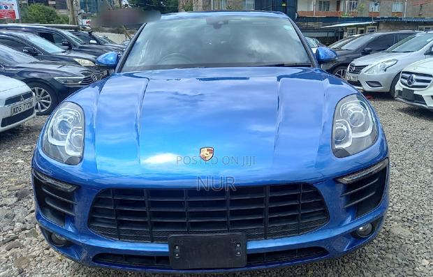 2017 Porsche Macan in Blue - High-End Compact SUV
