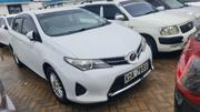 Pre-owned 2013 Toyota Auris White - Affordable for sale