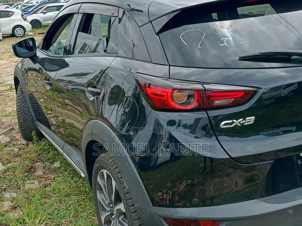 2018 Mazda CX-3 Black: Modern Compact SUV for Urban Drive