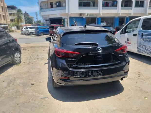 Mazda Axela 2017 - Blue Edition - Drive in Style
