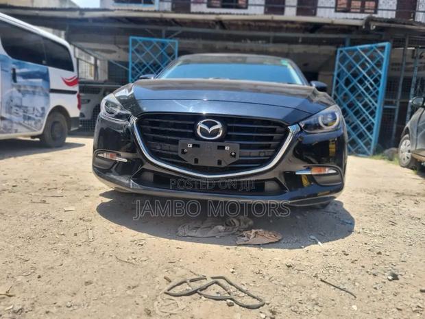 Mazda Axela 2017 - Blue Edition - Drive in Style
