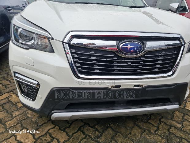 2018 Subaru Forester Pearl: Top-of-the-line, Reliable SUV for You