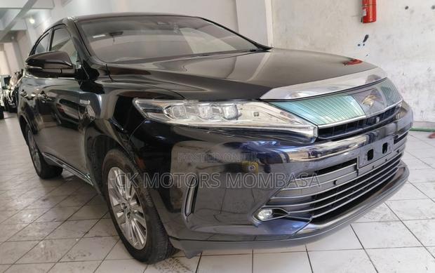 Black 2018 Toyota Harrier: A Perfect Blend of Style and Power