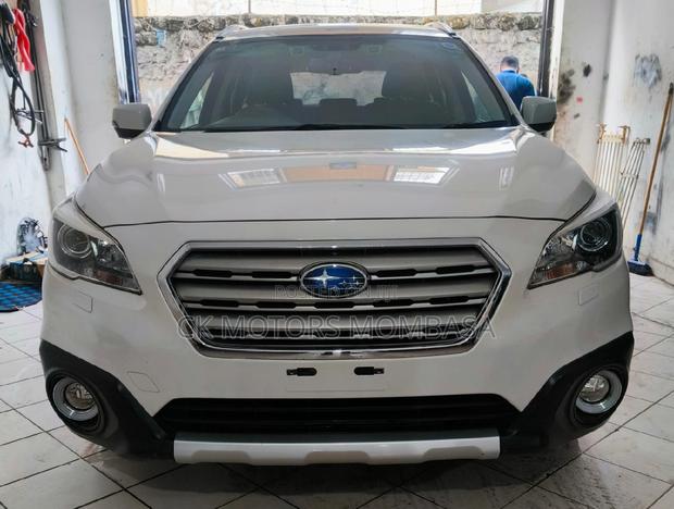 2017 Subaru Outback in White: A Symphony of Style and Practicality