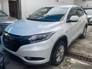 2017 Honda Vezel - White, Compact SUV with Advanced Technology for sale