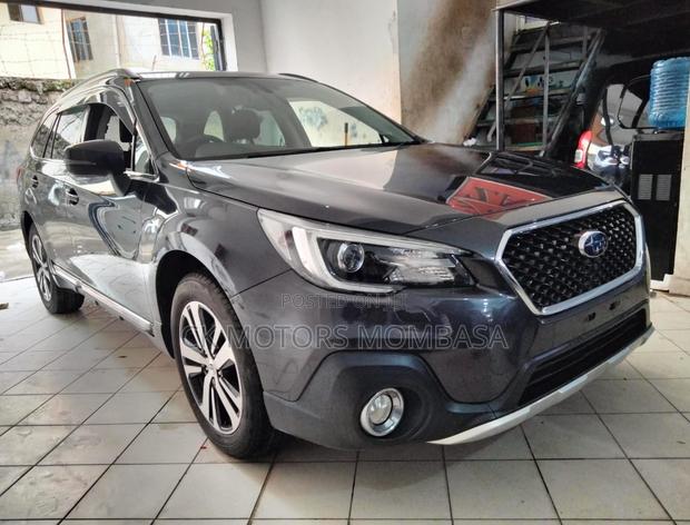 Pre-owned 2017 Subaru Outback in Gray - Excellent Condition