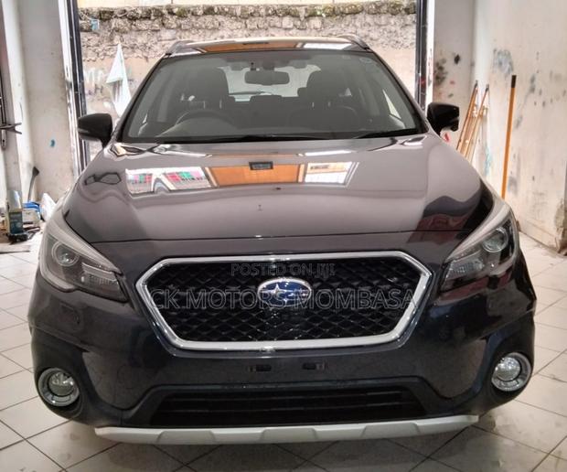 Pre-owned 2017 Subaru Outback in Gray - Excellent Condition