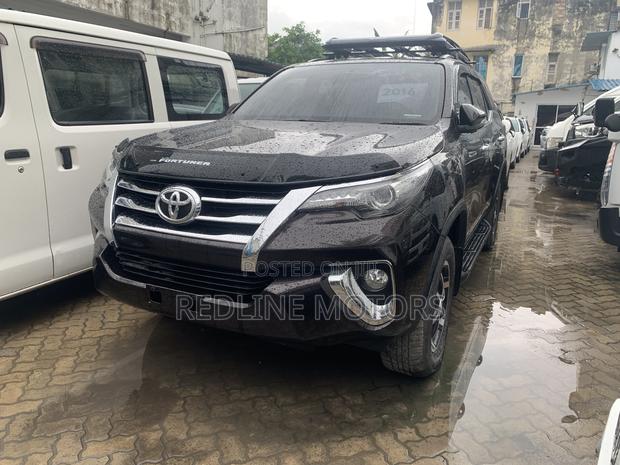 2016 Matt Black Toyota Fortuner - Powerful & Sophisticated