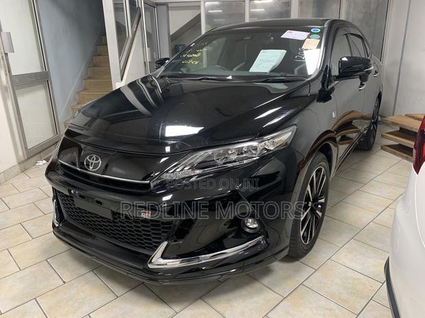 2017 Toyota Harrier 2.0 4WD Matt Black - Premium SUV