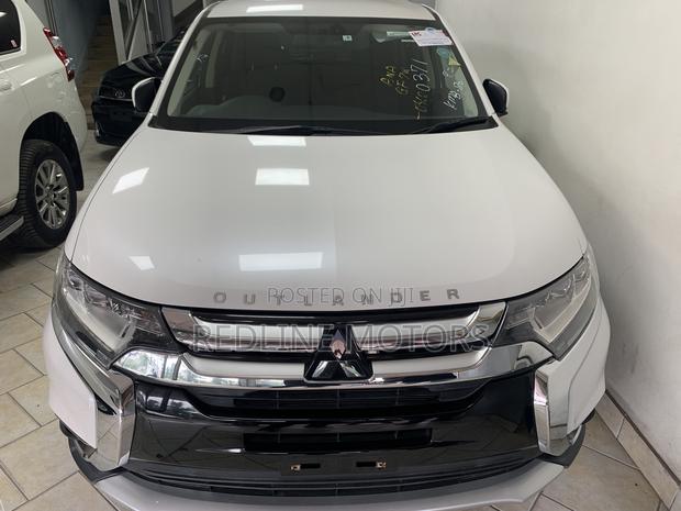 2017 Mitsubishi Outlander Off-White SUV for Sale - Top Variants