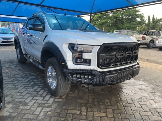 Off-White Ford Ranger 2016: Two Exclusive Variants
