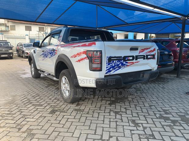 Off-White Ford Ranger 2016: Two Exclusive Variants
