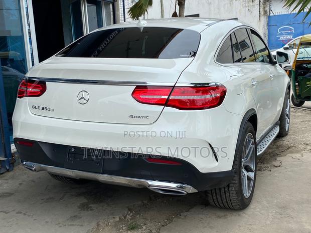 Pre-Owned 2018 Mercedes-Benz GLE 350d 4MATIC in White: Luxury SUV Deal