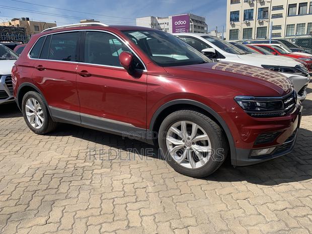 Burgundy Volkswagen Tiguan 2018 - Pre-owned SUV for Sale