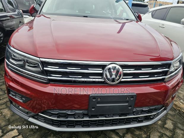 2018 Volkswagen Tiguan Red: Modern SUV for a Stylish Drive