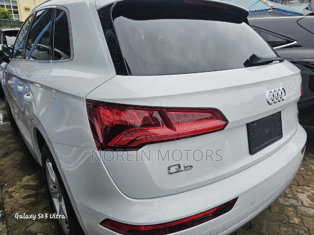 Sleek 2017 Audi Q5 Pearl: High-Quality SUV