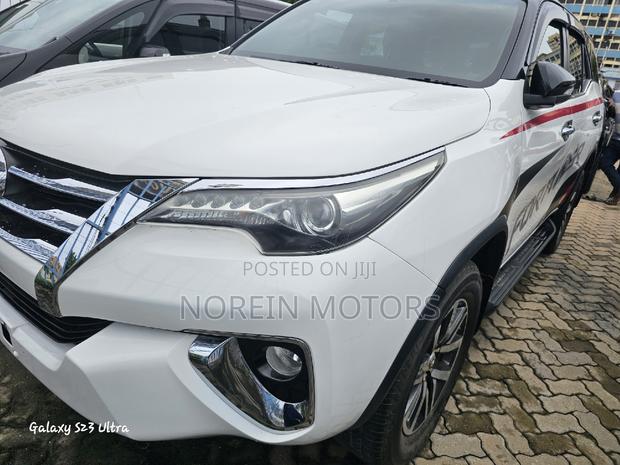 2017 Toyota Fortuner Pearl - Gently Used, Top-notch Condition