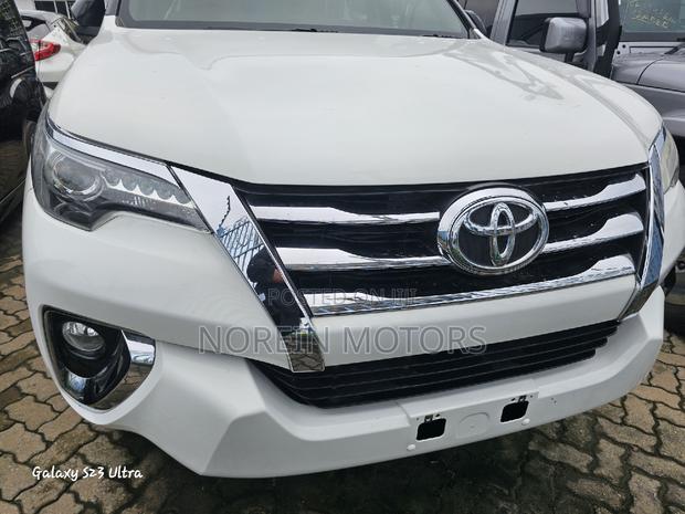 2017 Toyota Fortuner Pearl - Gently Used, Top-notch Condition