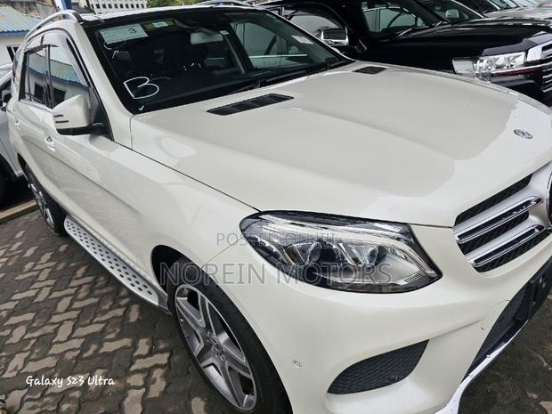Used 2017 Mercedes-Benz GLC-Class in Pearl: High-End SUV for Buy
