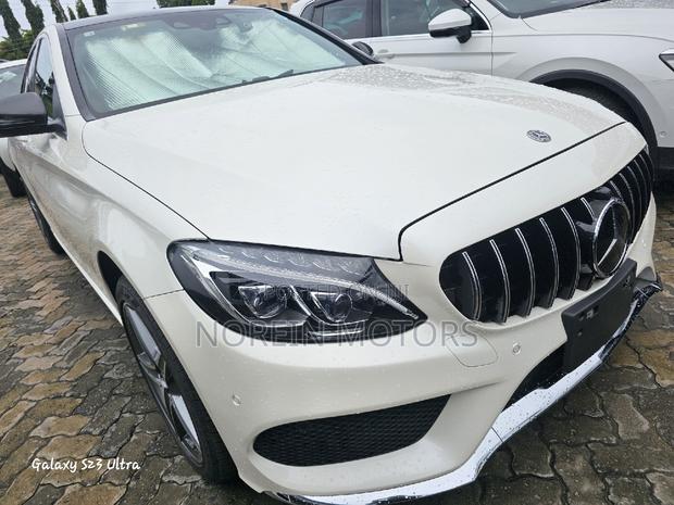 White 2018 Mercedes-Benz C200 Sport Sedan - Premium Quality