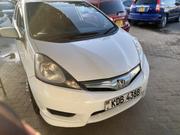Honda Fit Shuttle 1.3 Hybrid 2WD 2014 White for sale