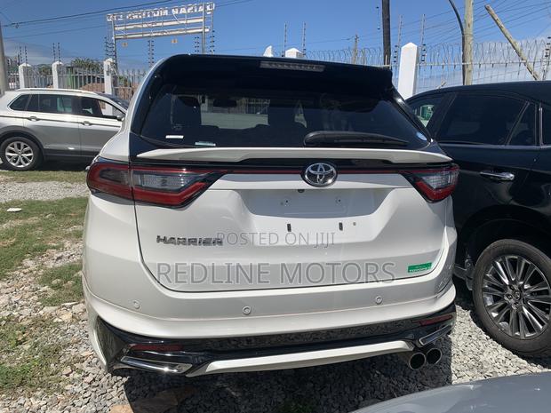 2017 Toyota Harrier 4WD 2.0 White - Luxury SUV with All-Wheel Drive
