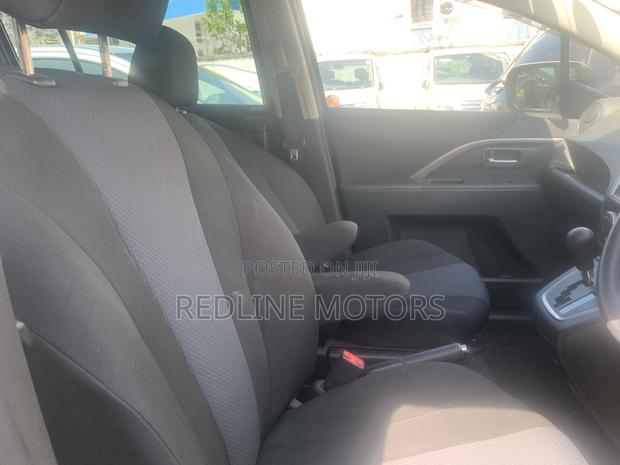 2017 Mazda Premacy Silver - Perfect for Daily Commutes and Family Trips
