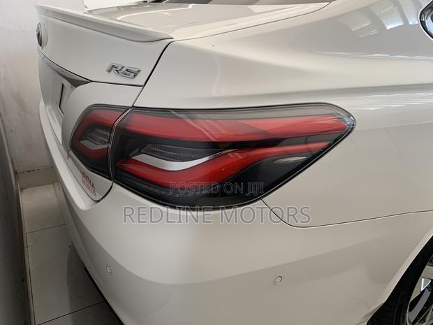 2018 Toyota Crown White - White Sedan with Power and Style