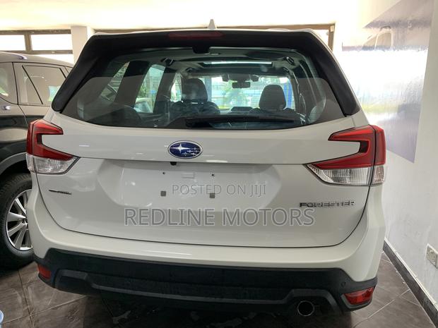 2018 Subaru Forester 2.5i AWD - White, Premium Edition