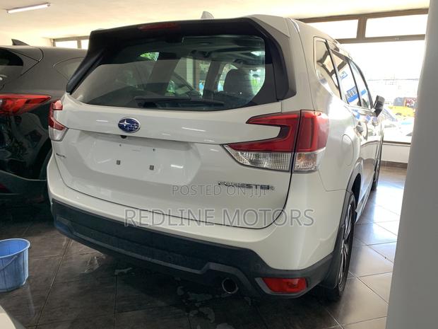 2018 Subaru Forester 2.5i AWD - White, Premium Edition