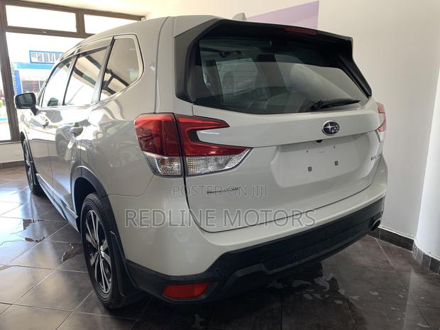 2018 Subaru Forester 2.5i AWD - White, Premium Edition