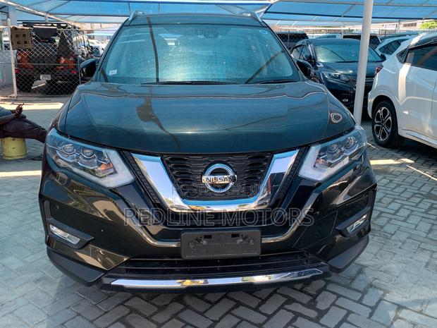 2017 Nissan X-Trail 2.0 Petrol AWD - Sterling Silver