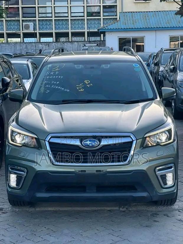 2018 Subaru Forester 2.5i Premium AWD Green: Certified pre-owned with warranty