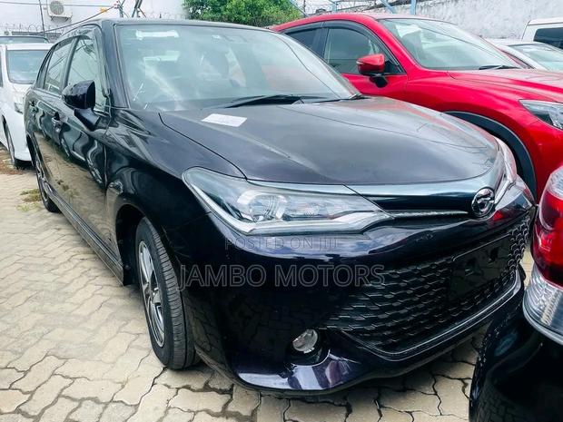 2017 Toyota Axio 1.5 G 2WD Black - Experience Comfort and Power
